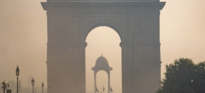 दिल्ली में कृत्रिम बारिश से प्रदूषण रोकने का प्रयोग  विफल हुआ?”